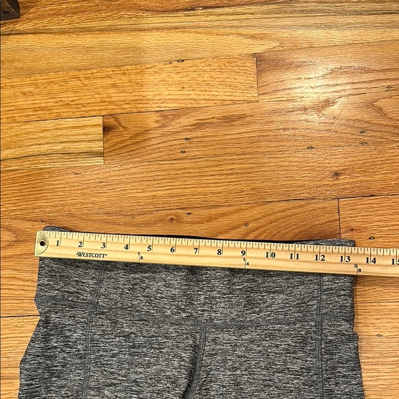 Victoria's Secret Pink Ultimate Leggings, grey with black, size S. - Picture 6 of 10